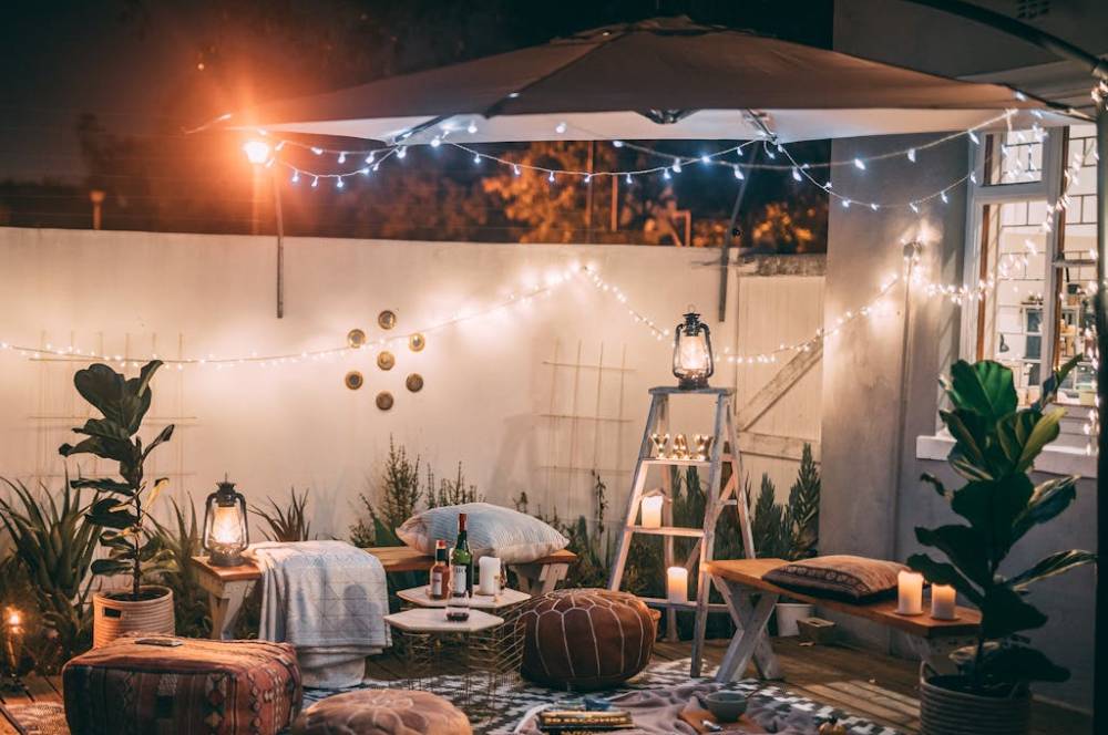 Tips Dekorasi Teras Rumah dengan Lampu String, Bikin Estetik