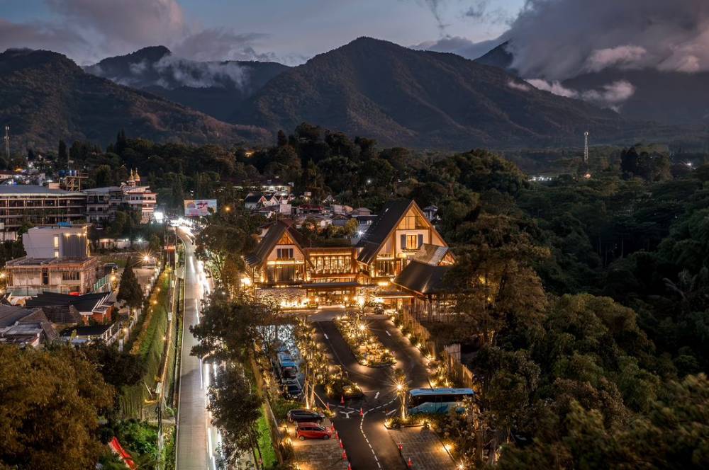 Plataran Puncak Suites: Destinasi Healing Mewah & Baru