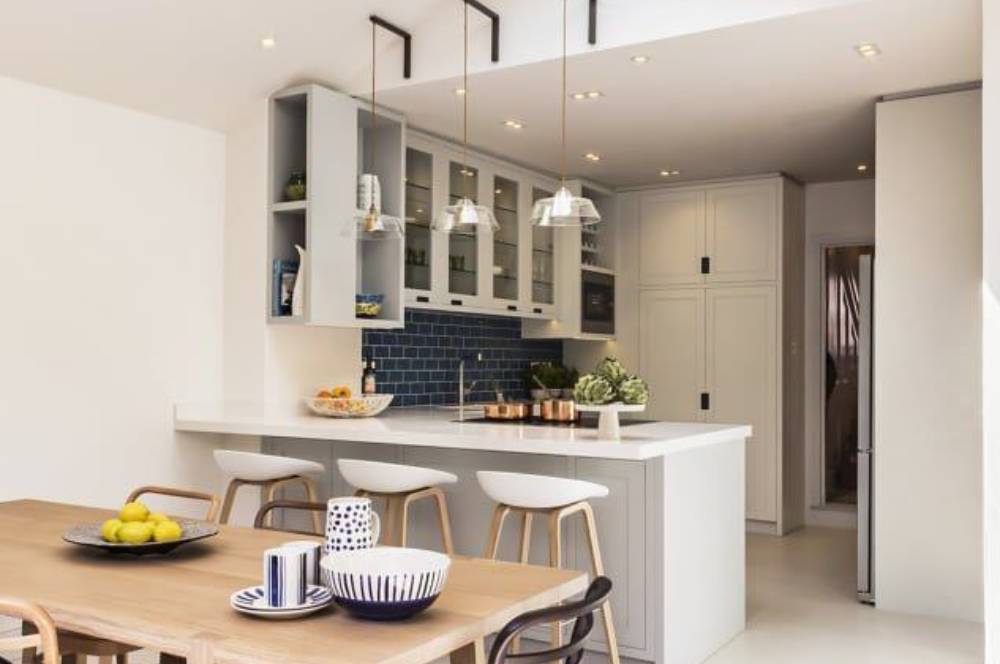 Anti Debu! Rak Piring Minimalis Tertutup, Ide Paling Brilian