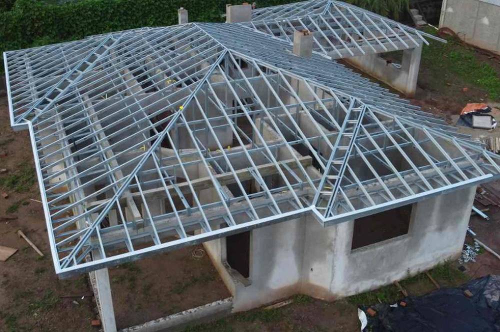 Tips Cara Menghitung Rangka Atap Baja Ringan agar Efisien