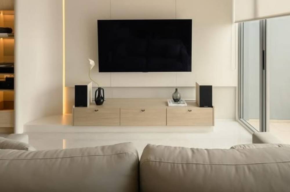6 Ide Ruang TV Aesthetic yang Bikin Betah Seharian