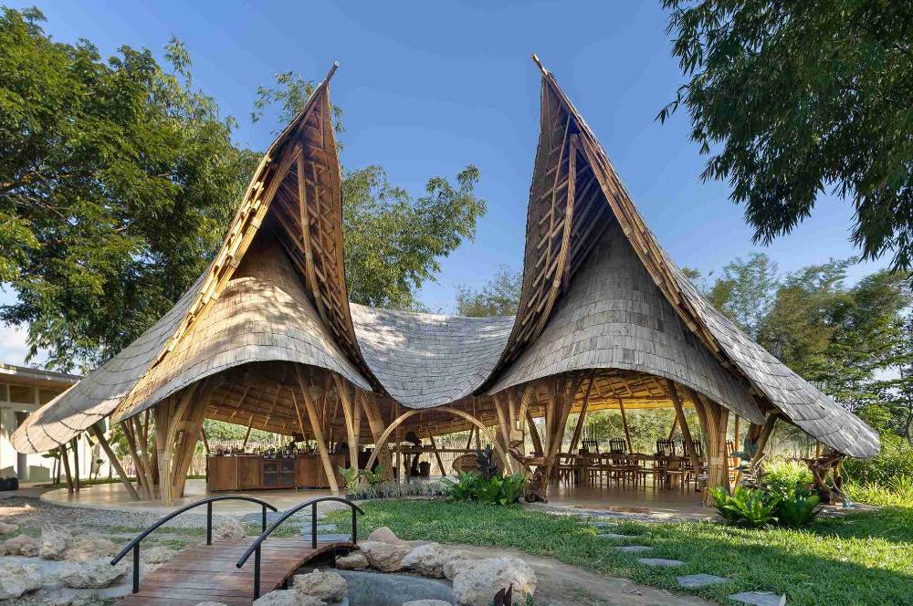 The Bull di Zabb e Lee, Arsitektur Bambu yang Bikin Kagum