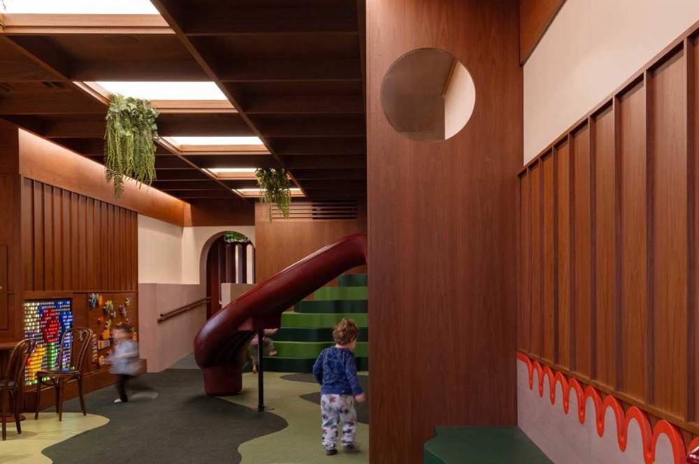 Desain Kafe Ramah Anak Hadir di The Willow Play Cafe