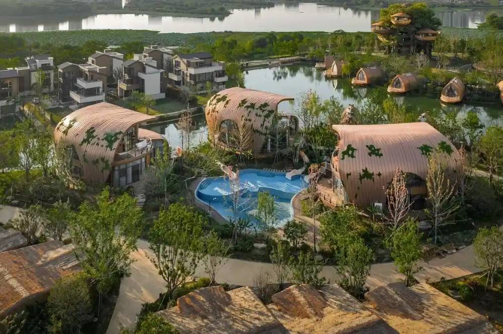 Tidur di Atas Danau? Resor di Wuhan Ini Layak Masuk Wishlist