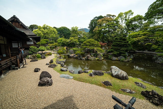 9 Elemen Penting Dalam Menciptakan Taman Bergaya Jepang!