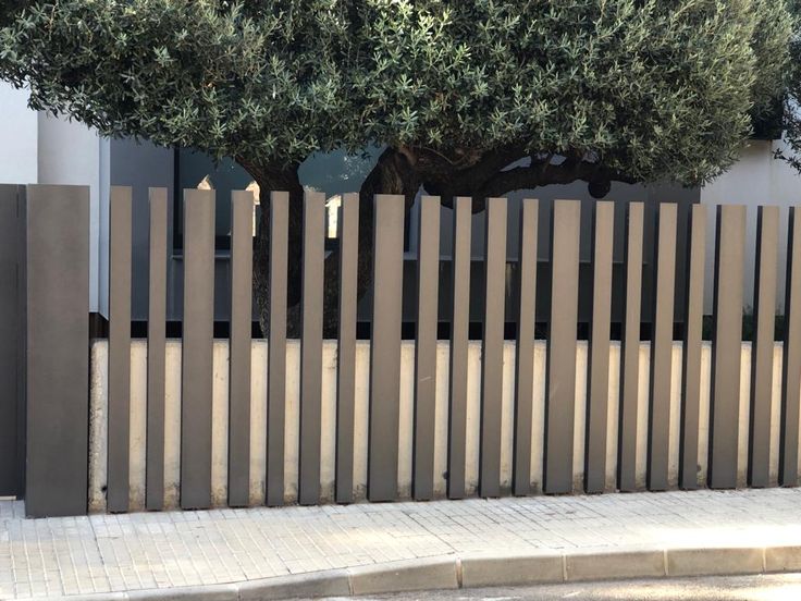 5 Motif Pagar Stainless Terbaru yang Bikin Fasad Stylish