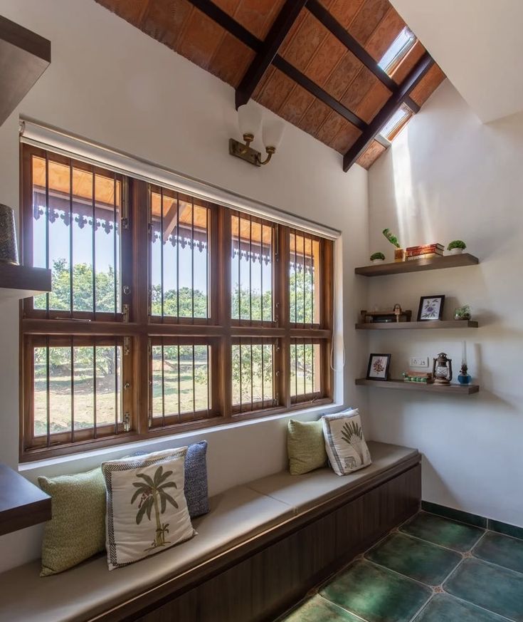 Intip! 4 Model Ventilasi Rumah dari Kayu Tampil Menarik