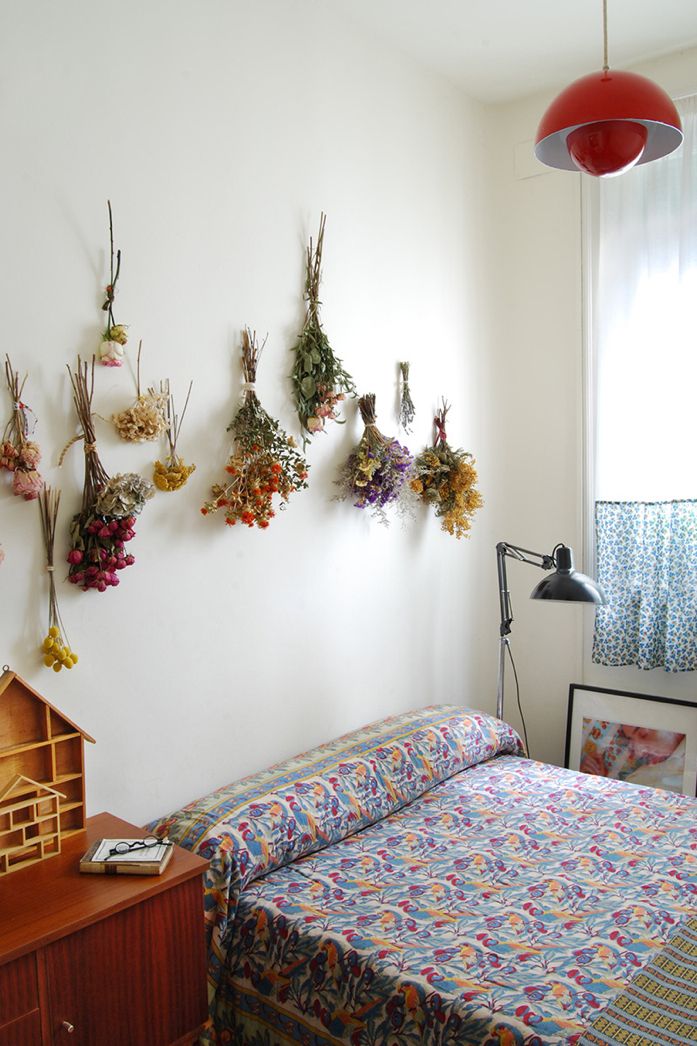 Menyimpan Bunga Kering di Kamar, Baik atau Tidak?