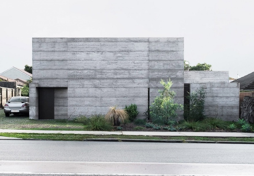Rumah Dengan Fasad Tanpa Jendela: Tren Baru Arsitektur 2025