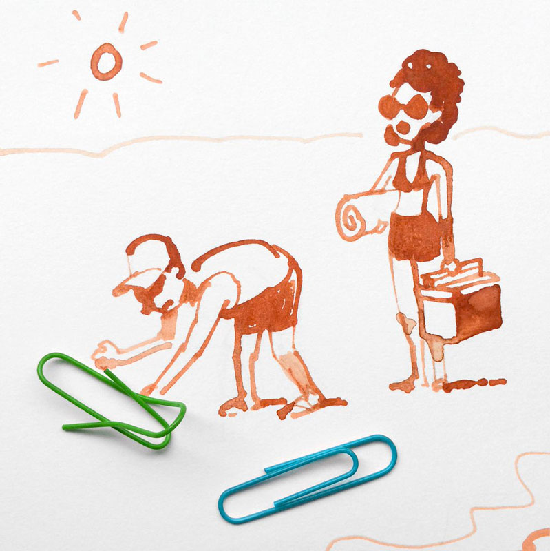 Paperclip beach chairs