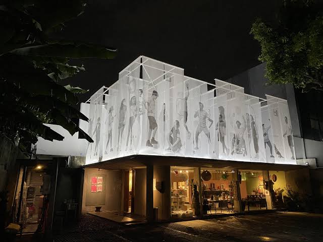 Menyusuri Dia.Lo.Gue, Ikon Seni Kemang