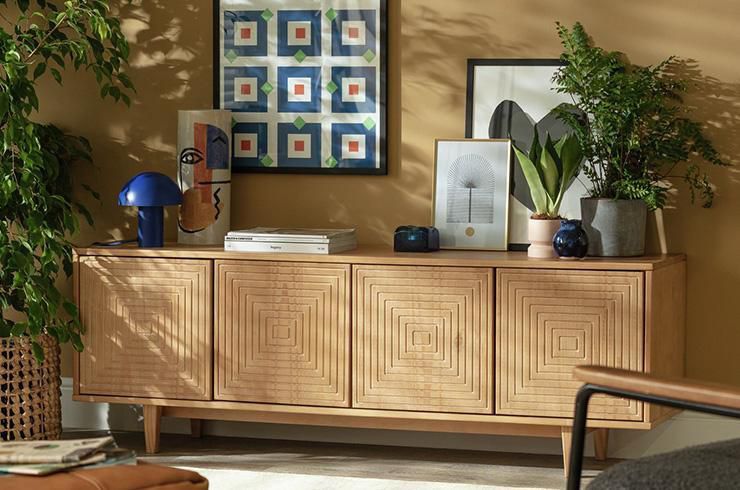 5 Model Lemari Ruang Tamu Minimalis Tebaru, Percantik Rumah!