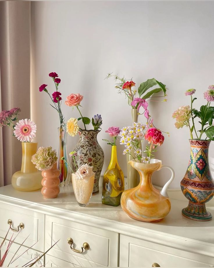 7 Makna Nama Bunga Aesthetic dan Penempatannya di Rumah
