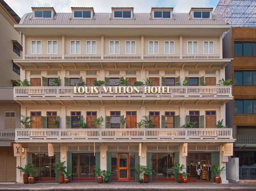 Louis Vuitton ‘Hotel’ Pop-Up di Rumah 100 Tahun