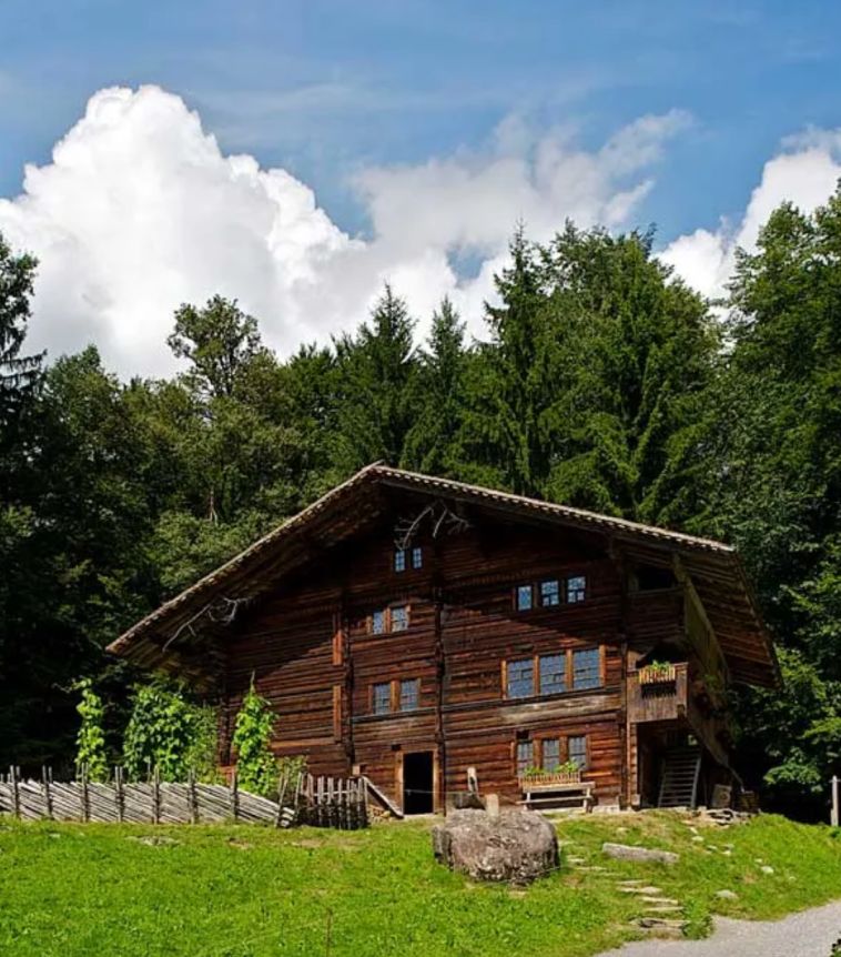 Model Rumah di Swiss, Perpaduan Gaya Tradisional dan Budaya!