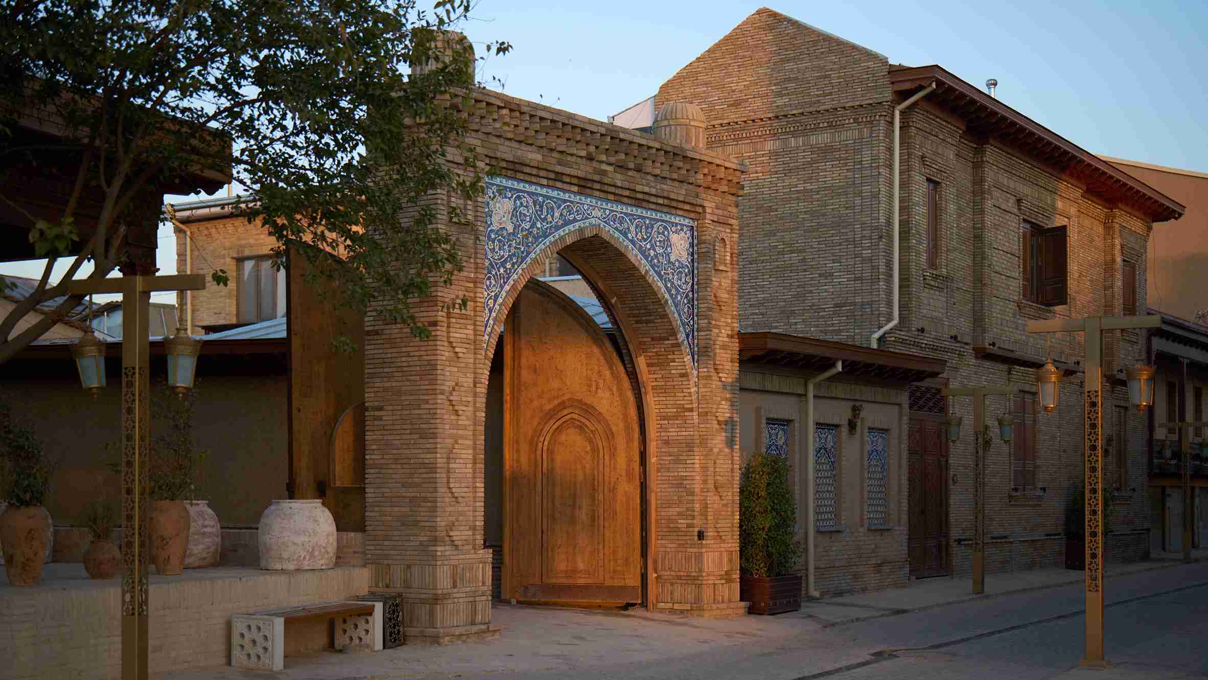 Masjid Abad ke-18 Ini Menjadi Pusat Kerajinan di Uzbekistan