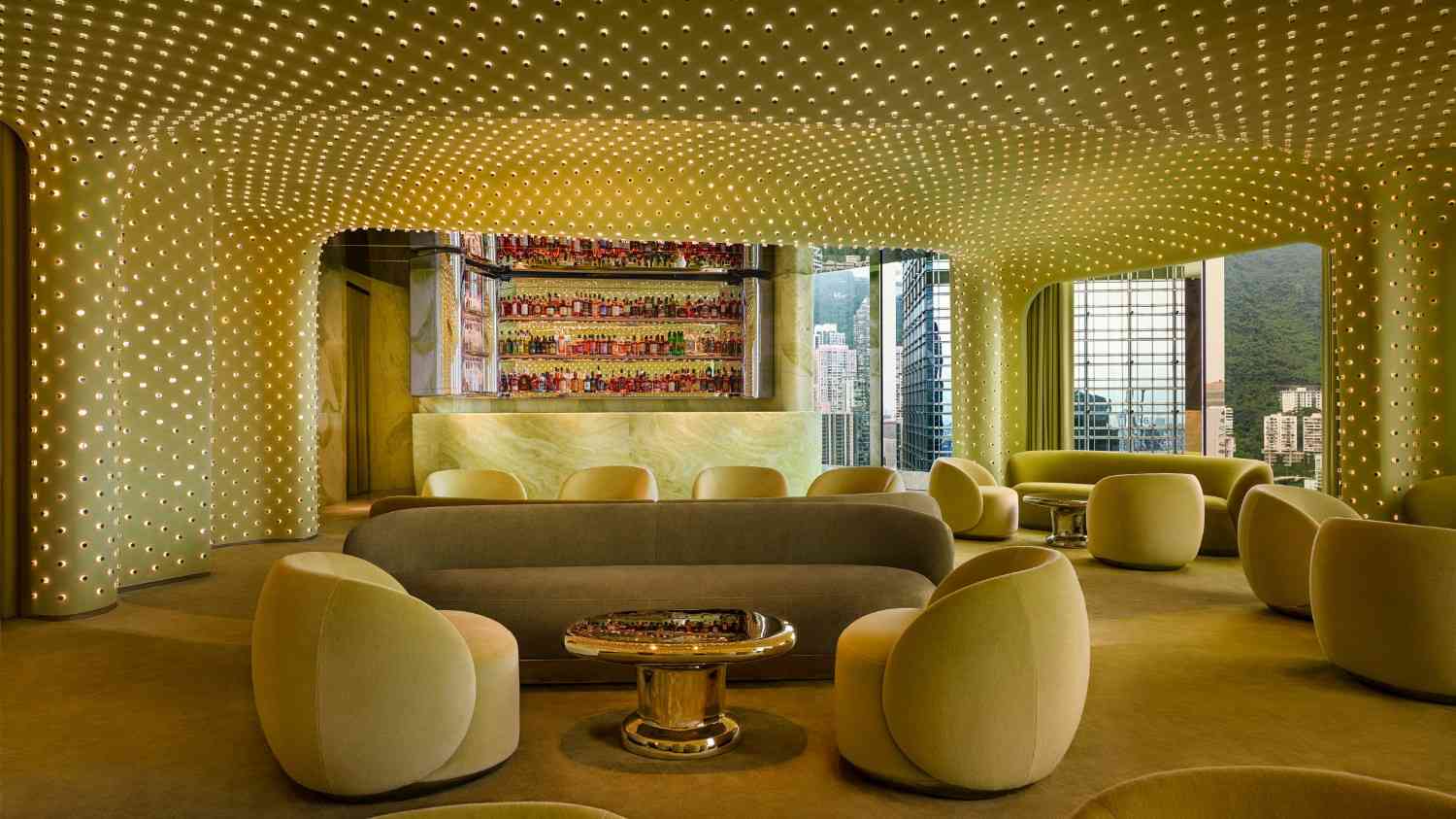 20.000 Lampu Hiasi Bar Bernuansa Hijau Limau di Hong Kong