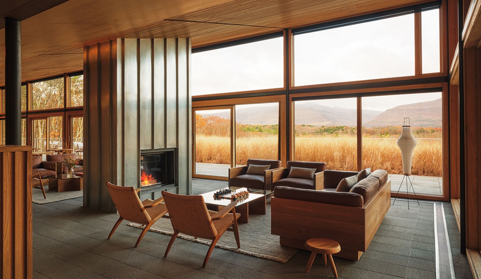 Hidden Gem! Hotel Unik Ini Berada di Tengah Hutan New York