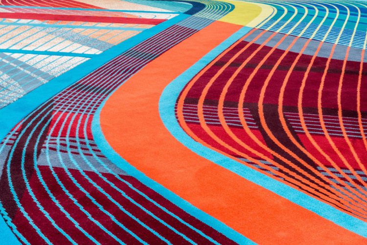 Rancangan Zaha Hadid Hadir Dalam Koleksi Karpet