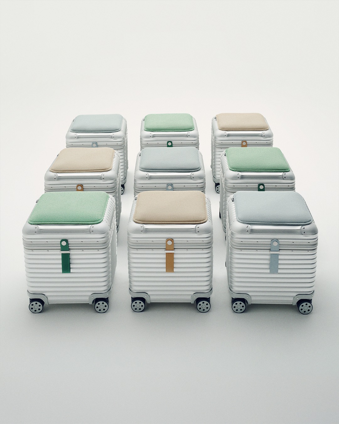 Kolaborasi RIMOWA x Vitra: Koper Fungsional & Stylish