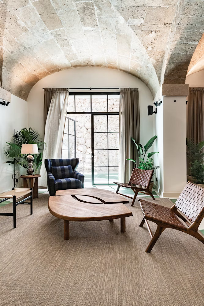 Staycation Impian! 5 Hotel Cantik Ini Bikin Anda Terpukau