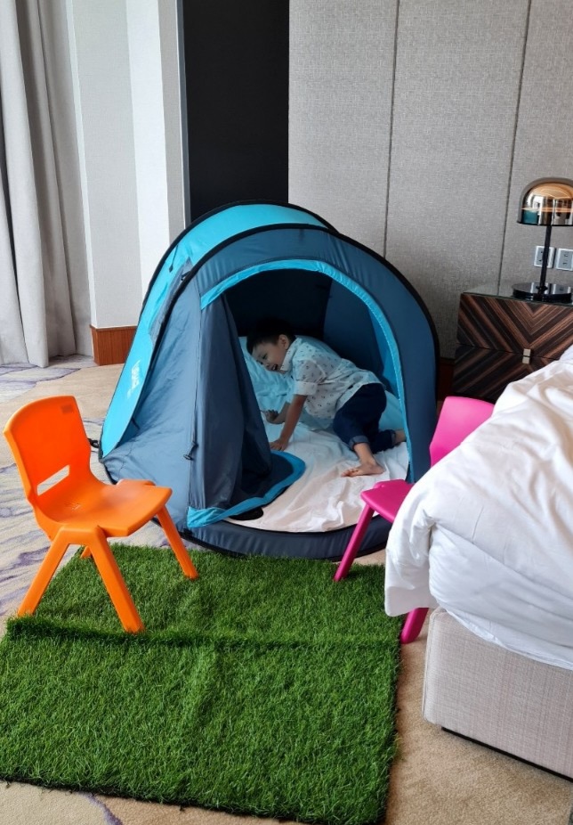 Kids-Friendly Hotel ini Punya Tenda di Dalam Kamar